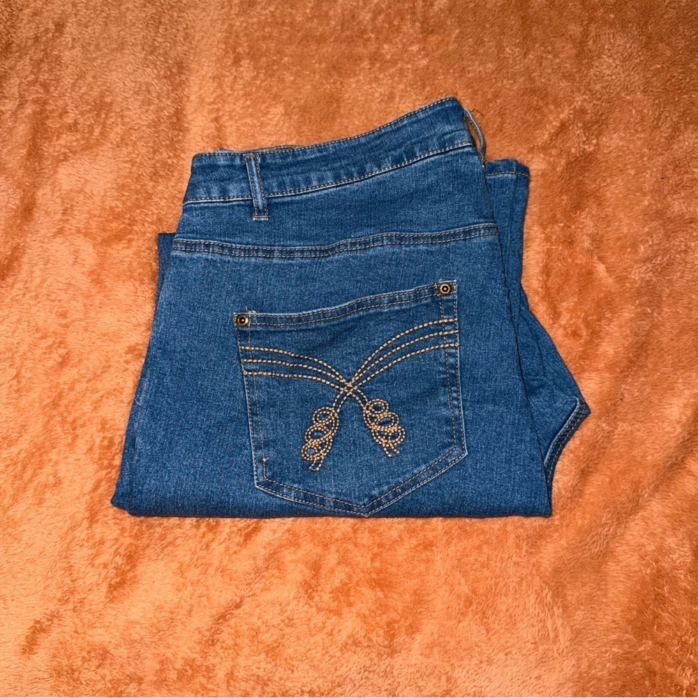 Ellos - Women's Bootcut Jeans- Size 16 - Dark Wash